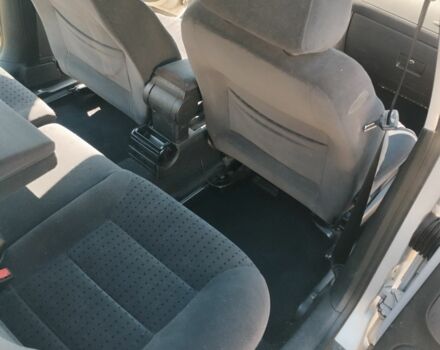 Серый Фольксваген Гольф, объемом двигателя 1.6 л и пробегом 227 тыс. км за 4500 $, фото 21 на Automoto.ua