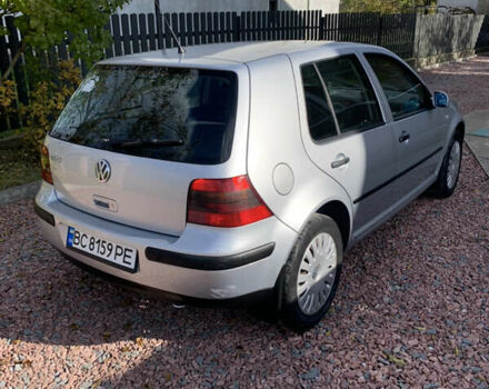 Серый Фольксваген Гольф, объемом двигателя 1.39 л и пробегом 230 тыс. км за 4200 $, фото 4 на Automoto.ua