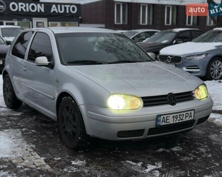 Серый Фольксваген Гольф, объемом двигателя 2 л и пробегом 297 тыс. км за 3700 $, фото 6 на Automoto.ua