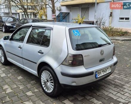 Серый Фольксваген Гольф, объемом двигателя 1.6 л и пробегом 330 тыс. км за 3200 $, фото 4 на Automoto.ua