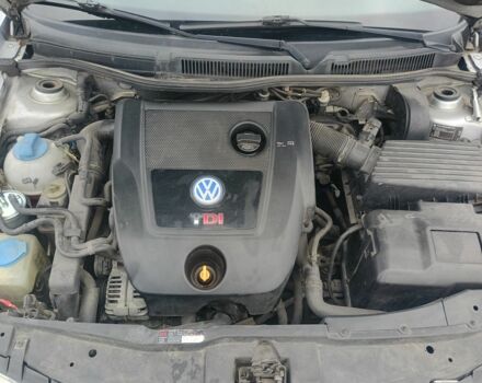 Серый Фольксваген Гольф, объемом двигателя 1.9 л и пробегом 405 тыс. км за 2386 $, фото 5 на Automoto.ua