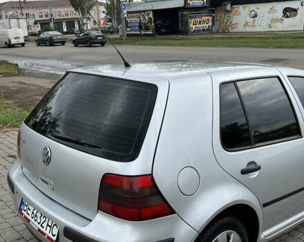 Серый Фольксваген Гольф, объемом двигателя 1.39 л и пробегом 210 тыс. км за 3900 $, фото 4 на Automoto.ua