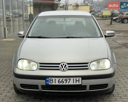 Сірий Фольксваген Гольф, об'ємом двигуна 1.39 л та пробігом 264 тис. км за 3999 $, фото 3 на Automoto.ua