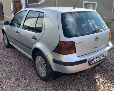 Серый Фольксваген Гольф, объемом двигателя 1.39 л и пробегом 230 тыс. км за 4200 $, фото 5 на Automoto.ua