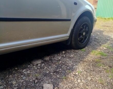 Серый Фольксваген Гольф, объемом двигателя 1.9 л и пробегом 236 тыс. км за 4950 $, фото 5 на Automoto.ua