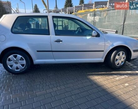Серый Фольксваген Гольф, объемом двигателя 1.6 л и пробегом 280 тыс. км за 4350 $, фото 4 на Automoto.ua