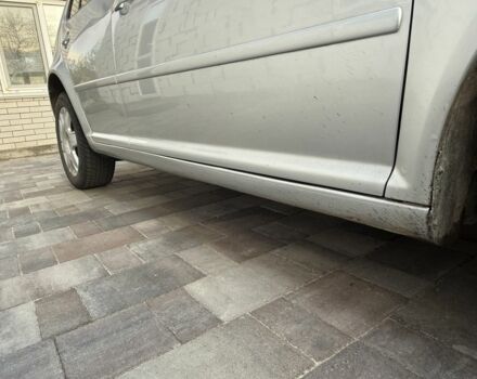 Серый Фольксваген Гольф, объемом двигателя 1.6 л и пробегом 318 тыс. км за 3650 $, фото 3 на Automoto.ua