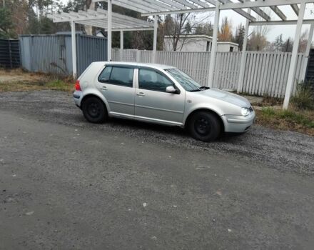 Серый Фольксваген Гольф, объемом двигателя 1.8 л и пробегом 313 тыс. км за 1550 $, фото 2 на Automoto.ua