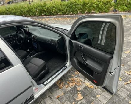 Серый Фольксваген Гольф, объемом двигателя 1.6 л и пробегом 263 тыс. км за 4000 $, фото 13 на Automoto.ua