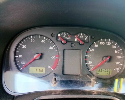 Серый Фольксваген Гольф, объемом двигателя 1.4 л и пробегом 234 тыс. км за 3850 $, фото 13 на Automoto.ua