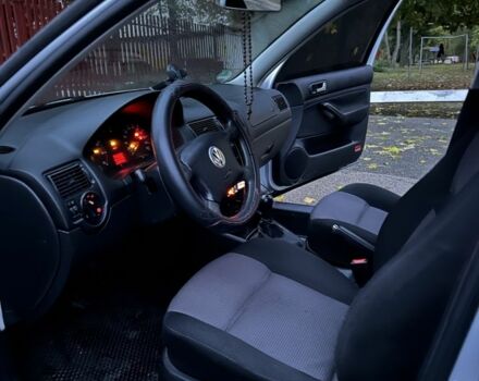 Сірий Фольксваген Гольф, об'ємом двигуна 1.4 л та пробігом 300 тис. км за 3800 $, фото 4 на Automoto.ua