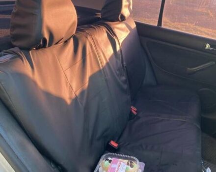 Серый Фольксваген Гольф, объемом двигателя 1.6 л и пробегом 275 тыс. км за 4000 $, фото 3 на Automoto.ua