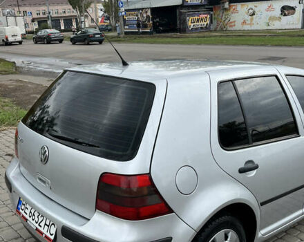 Серый Фольксваген Гольф, объемом двигателя 1.39 л и пробегом 210 тыс. км за 3900 $, фото 2 на Automoto.ua