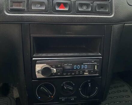 Сірий Фольксваген Гольф, об'ємом двигуна 1.6 л та пробігом 369 тис. км за 3999 $, фото 16 на Automoto.ua