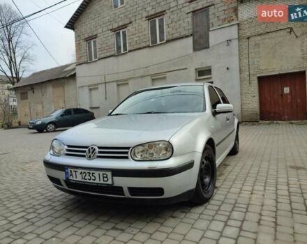 Серый Фольксваген Гольф, объемом двигателя 1.4 л и пробегом 220 тыс. км за 3600 $, фото 2 на Automoto.ua