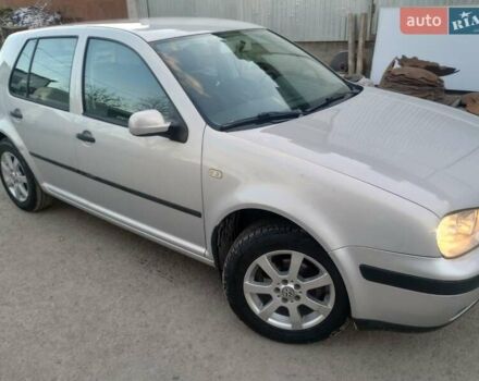 Серый Фольксваген Гольф, объемом двигателя 1.39 л и пробегом 253 тыс. км за 3700 $, фото 2 на Automoto.ua