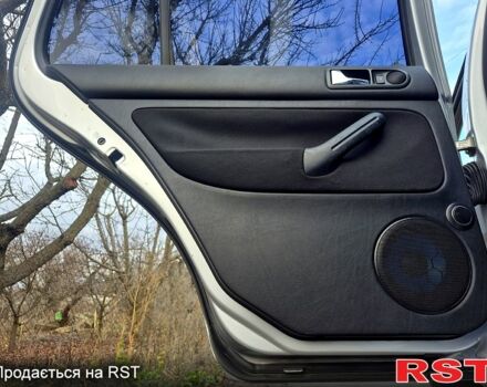 Серый Фольксваген Гольф, объемом двигателя 1.6 л и пробегом 322 тыс. км за 4700 $, фото 7 на Automoto.ua