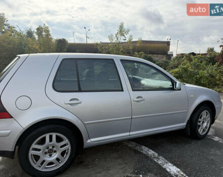 Серый Фольксваген Гольф, объемом двигателя 1.6 л и пробегом 251 тыс. км за 3900 $, фото 11 на Automoto.ua