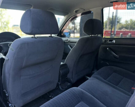 Сірий Фольксваген Гольф, об'ємом двигуна 1.98 л та пробігом 156 тис. км за 5000 $, фото 35 на Automoto.ua