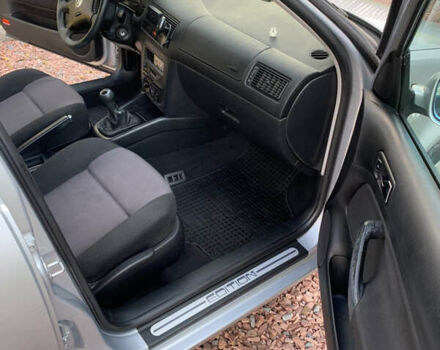 Серый Фольксваген Гольф, объемом двигателя 1.39 л и пробегом 230 тыс. км за 4200 $, фото 11 на Automoto.ua