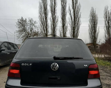 Серый Фольксваген Гольф, объемом двигателя 1.6 л и пробегом 258 тыс. км за 4000 $, фото 6 на Automoto.ua