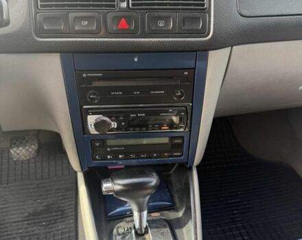 Серый Фольксваген Гольф, объемом двигателя 1.6 л и пробегом 251 тыс. км за 3950 $, фото 8 на Automoto.ua