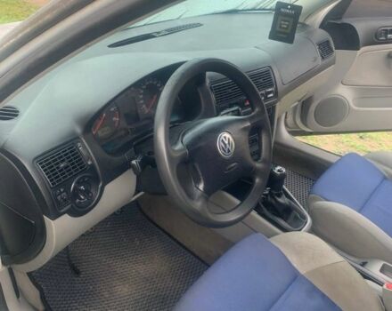 Серый Фольксваген Гольф, объемом двигателя 1.6 л и пробегом 290 тыс. км за 3500 $, фото 14 на Automoto.ua