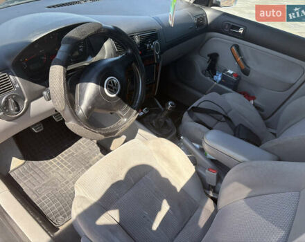 Серый Фольксваген Гольф, объемом двигателя 1.6 л и пробегом 270 тыс. км за 3500 $, фото 9 на Automoto.ua