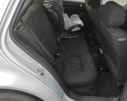 Серый Фольксваген Гольф, объемом двигателя 1.6 л и пробегом 290 тыс. км за 4200 $, фото 3 на Automoto.ua