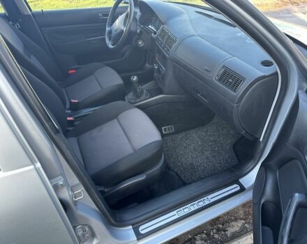 Серый Фольксваген Гольф, объемом двигателя 1.6 л и пробегом 154 тыс. км за 4699 $, фото 11 на Automoto.ua