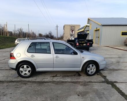 Серый Фольксваген Гольф, объемом двигателя 1.9 л и пробегом 333 тыс. км за 1650 $, фото 5 на Automoto.ua