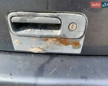 Серый Фольксваген Гольф, объемом двигателя 1.6 л и пробегом 272 тыс. км за 3000 $, фото 14 на Automoto.ua