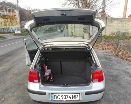 Серый Фольксваген Гольф, объемом двигателя 1.6 л и пробегом 290 тыс. км за 4200 $, фото 6 на Automoto.ua