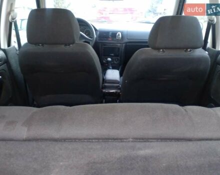 Серый Фольксваген Гольф, объемом двигателя 1.39 л и пробегом 253 тыс. км за 3700 $, фото 32 на Automoto.ua