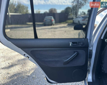 Сірий Фольксваген Гольф, об'ємом двигуна 1.98 л та пробігом 156 тис. км за 5000 $, фото 34 на Automoto.ua