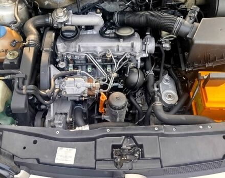 Серый Фольксваген Гольф, объемом двигателя 1.9 л и пробегом 236 тыс. км за 4950 $, фото 8 на Automoto.ua