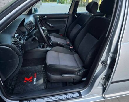 Фольксваген Гольф 2001 в Хмельницком на Automoto.ua Серый Фольксваген Гольф, объемом двигателя 1.4 л и пробегом 153 тыс. км за 3999 $, фото 7 на Automoto.ua