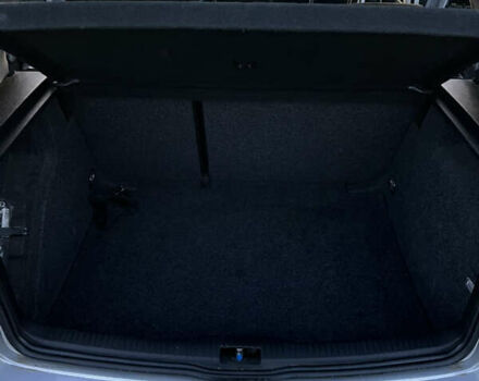 Серый Фольксваген Гольф, объемом двигателя 1.39 л и пробегом 210 тыс. км за 3900 $, фото 10 на Automoto.ua