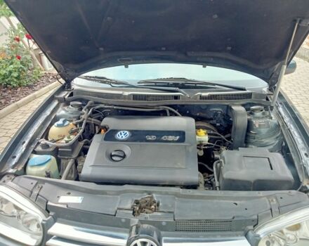 Сірий Фольксваген Гольф, об'ємом двигуна 1.6 л та пробігом 260 тис. км за 3950 $, фото 12 на Automoto.ua