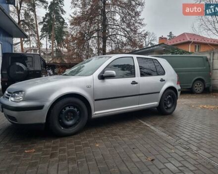 Сірий Фольксваген Гольф, об'ємом двигуна 1.39 л та пробігом 217 тис. км за 3900 $, фото 5 на Automoto.ua