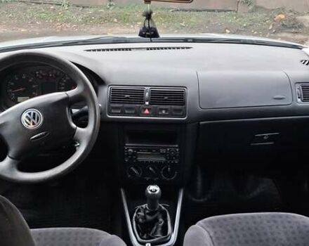 Фольксваген Гольф 2001 у Чернівцях на Automoto.ua Сірий Фольксваген Гольф, об'ємом двигуна 1.6 л та пробігом 170 тис. км за 4650 $, фото 7 на Automoto.ua