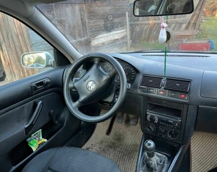 Серый Фольксваген Гольф, объемом двигателя 1.9 л и пробегом 400 тыс. км за 1950 $, фото 4 на Automoto.ua