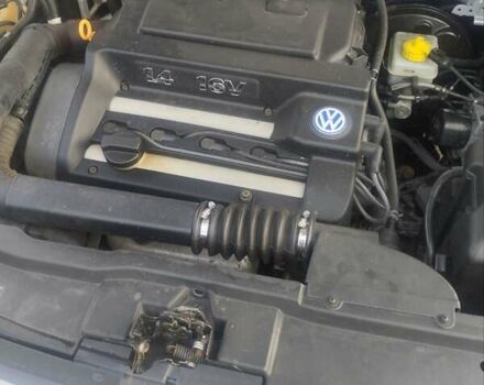 Серый Фольксваген Гольф, объемом двигателя 1.39 л и пробегом 270 тыс. км за 3700 $, фото 2 на Automoto.ua