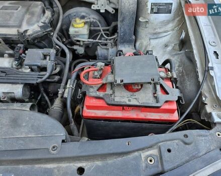 Сірий Фольксваген Гольф, об'ємом двигуна 1.39 л та пробігом 251 тис. км за 3500 $, фото 19 на Automoto.ua