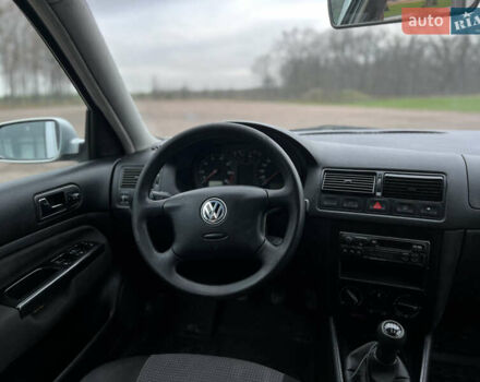 Серый Фольксваген Гольф, объемом двигателя 1.39 л и пробегом 279 тыс. км за 3900 $, фото 15 на Automoto.ua