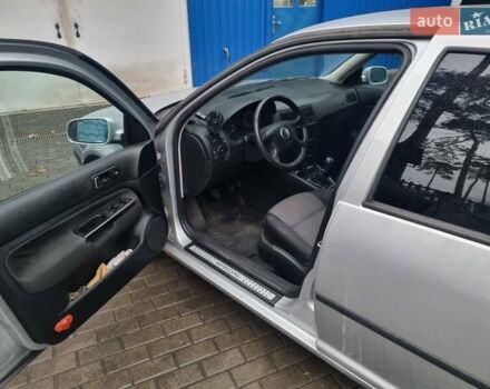 Сірий Фольксваген Гольф, об'ємом двигуна 1.39 л та пробігом 217 тис. км за 3900 $, фото 11 на Automoto.ua