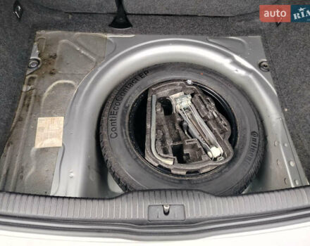 Серый Фольксваген Гольф, объемом двигателя 1.39 л и пробегом 225 тыс. км за 3999 $, фото 28 на Automoto.ua