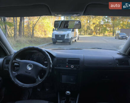 Серый Фольксваген Гольф, объемом двигателя 1.4 л и пробегом 295 тыс. км за 4100 $, фото 30 на Automoto.ua