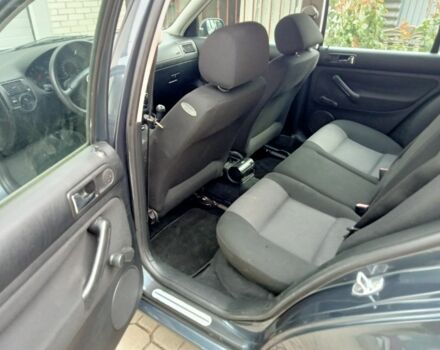 Сірий Фольксваген Гольф, об'ємом двигуна 1.6 л та пробігом 260 тис. км за 3950 $, фото 10 на Automoto.ua