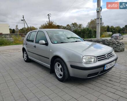 Серый Фольксваген Гольф, объемом двигателя 1.39 л и пробегом 225 тыс. км за 3999 $, фото 1 на Automoto.ua